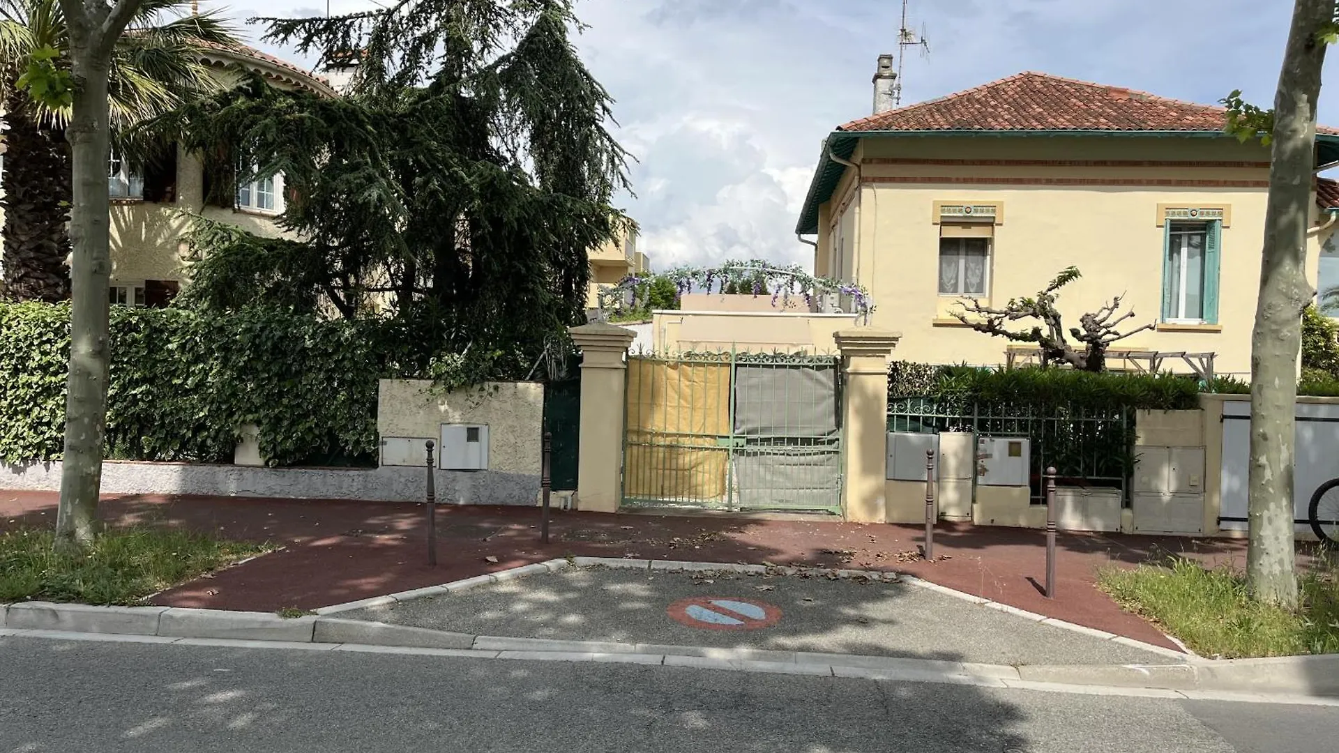 Apartment Port Frejus, 400M Des Plages Et Base Nature, Studi